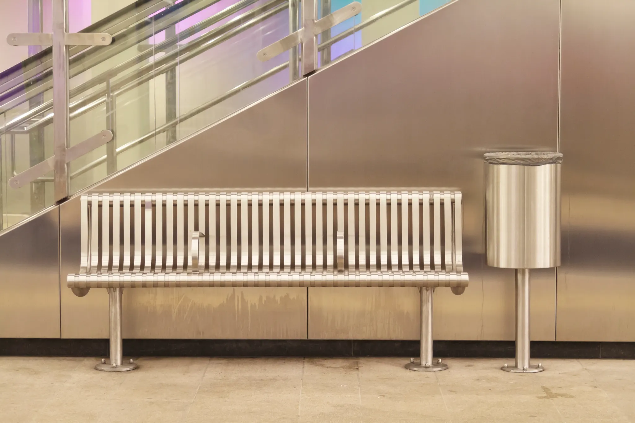 metro-metal-elements-seating-and-waste-paper-bin-2024-12-06-09-17-08-utc